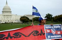 بیش از دویست هزار مهاجر در آستانه اخراج از آمریکا