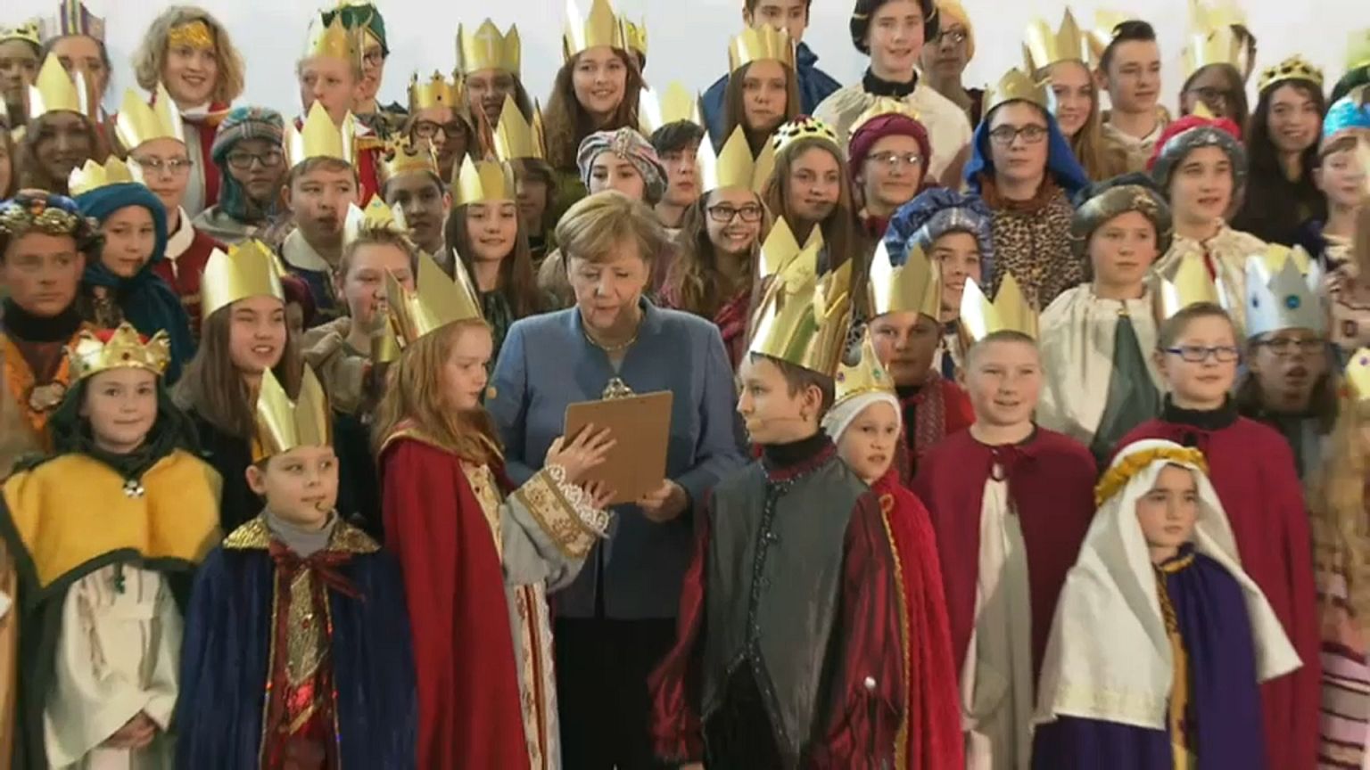 Merkel empfängt Sternsinger im Kanzleramt