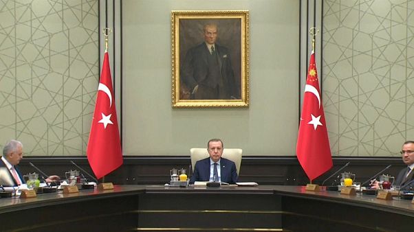 Turquía prorrogará tres meses más el estado de emergencia Turquía prorrogará tres meses más el estado de emergencia