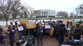 El Salvador nationals protest against U.S. decision to end TPS