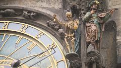 Старинные ратушные часы отправились в ремонт