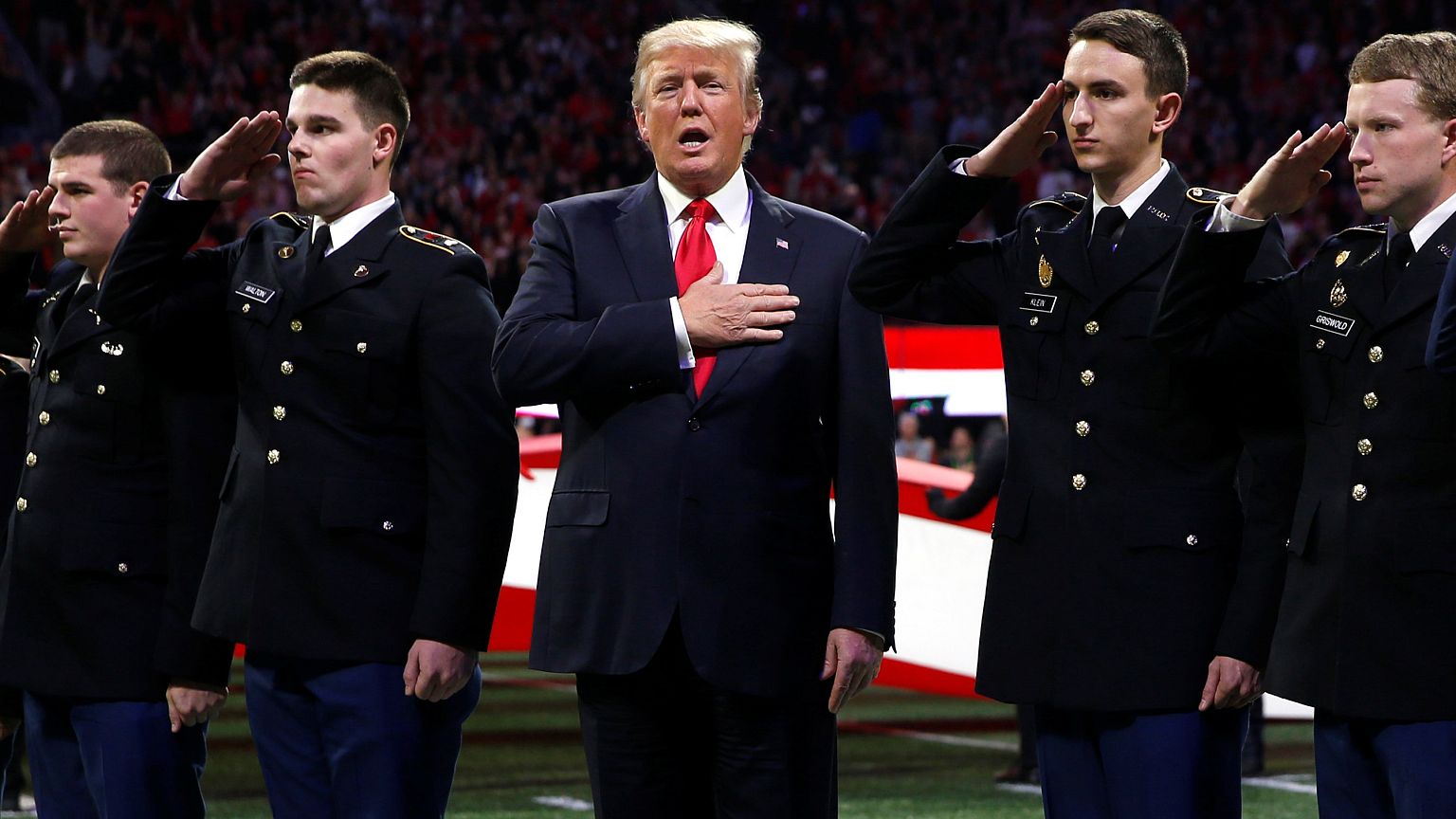Trump beim Footballspiel in Atlanta