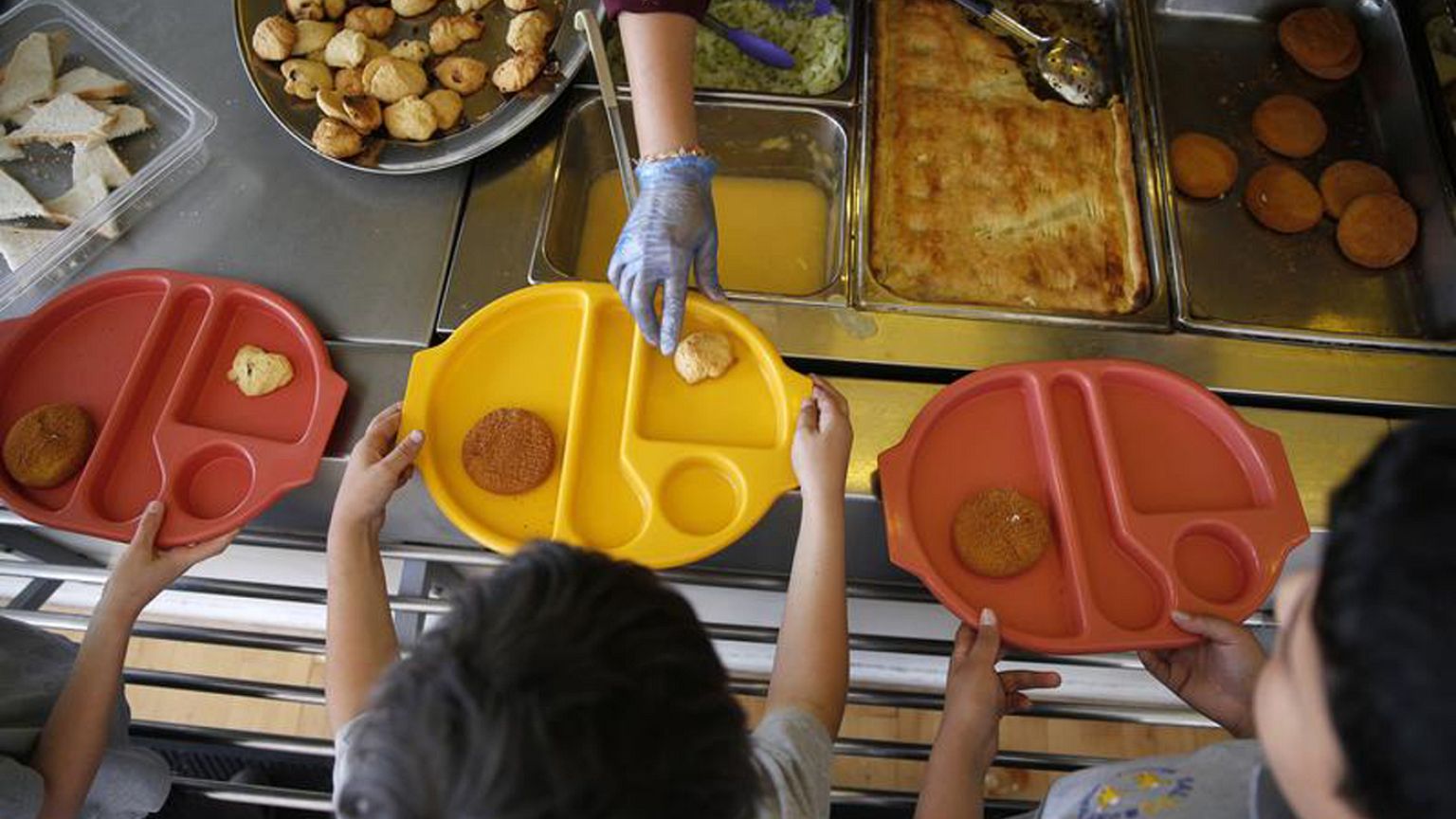  شهردارفرانسوی: غذای جایگزین گوشت خوک، غذای «ضد جمهوری» است