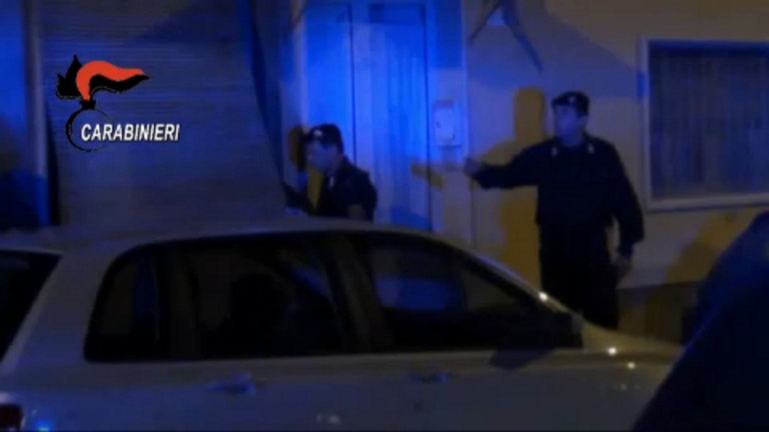 Százával tartóztatták le a maffia tagjait