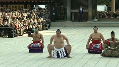 Größen des Sumo-Ringens eröffnen neue Saison 