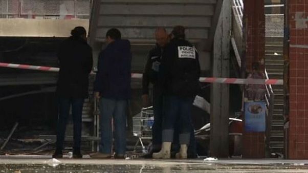 France: fire destroys Paris kosher store on attack anniversary France: fire destroys Paris kosher store on attack anniversary