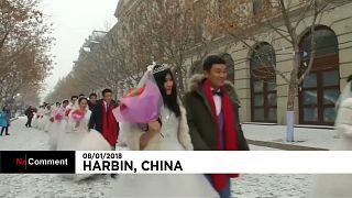'Casados de fresco' em Festival do Gelo na China