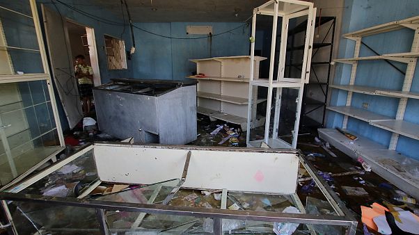 Xάος και λεηλασίες στη Βενεζουέλα Xάος και λεηλασίες στη Βενεζουέλα