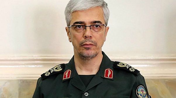 عالیترین مقام نظامی ایران کشته شدن معترضان ناآرامیهای اخیر را مشکوک خواند عالیترین مقام نظامی ایران کشته شدن معترضان ناآرامیهای اخیر را مشکوک خواند