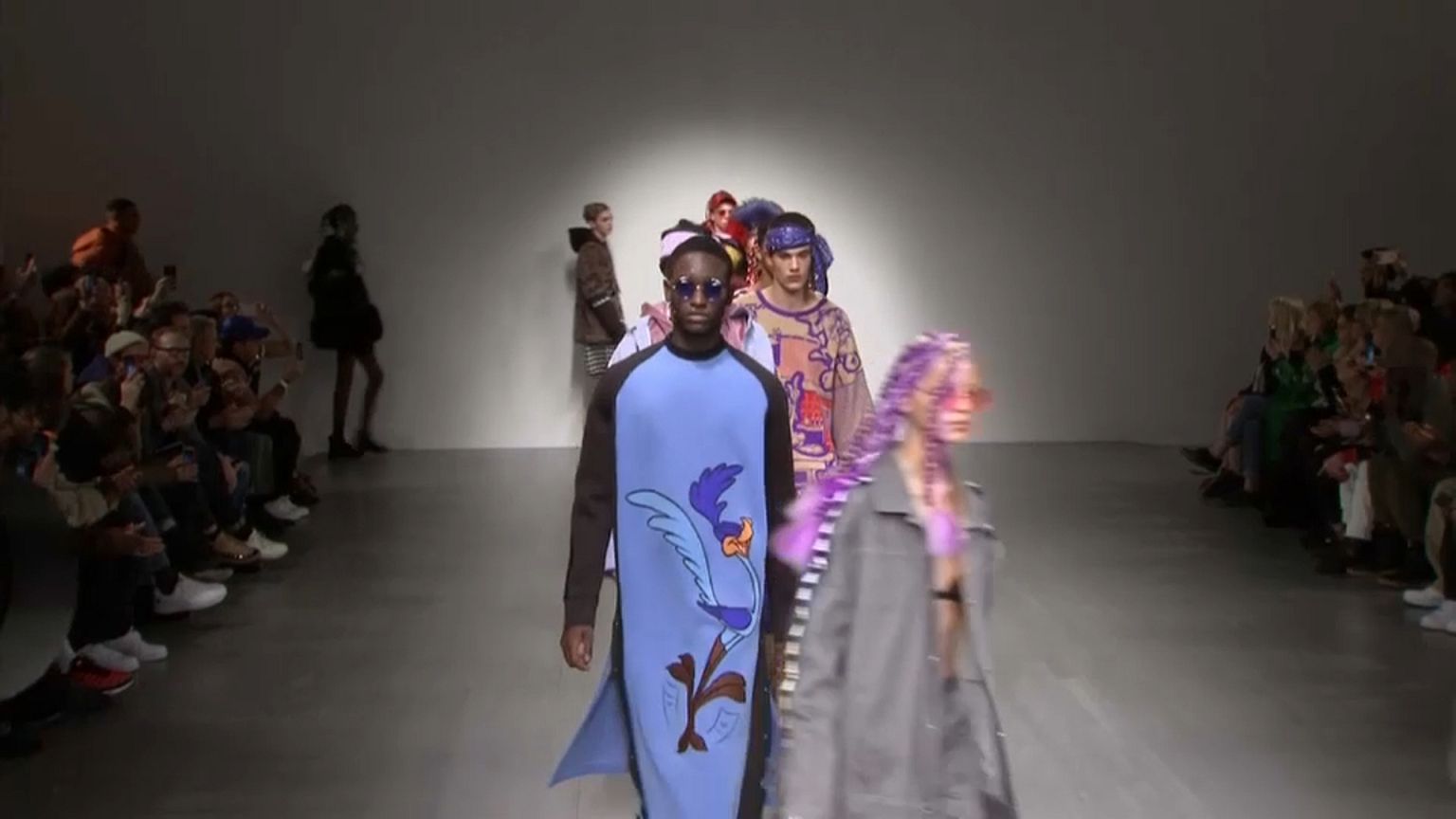 Semana da moda de Londres: do "cartoon" às artes marciais