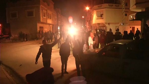 Протесты в пяти городах Туниса Протесты в пяти городах Туниса