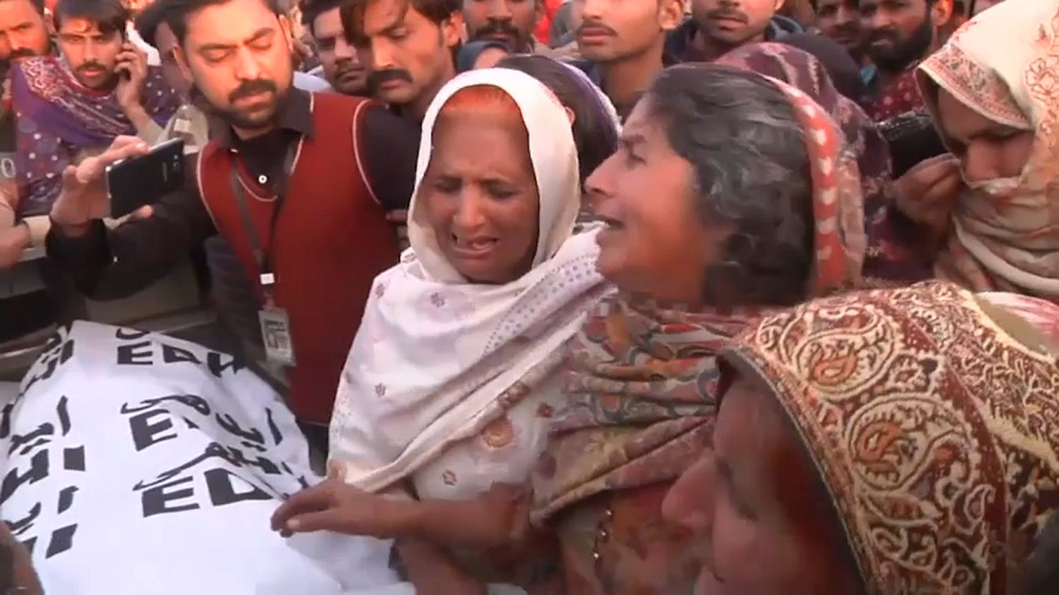 Un serial killer semina il terrore in Pakistan