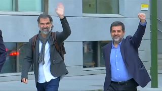 Inhaftierte Katalanen: 2 Jordis fordern in Madrid Freilassung