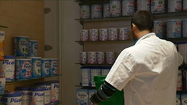 Organisation zu Babymilch-Skandal in Frankreich: "65 Länder sind betroffen" Organisation zu Babymilch-Skandal in Frankreich: "65 Länder sind betroffen"