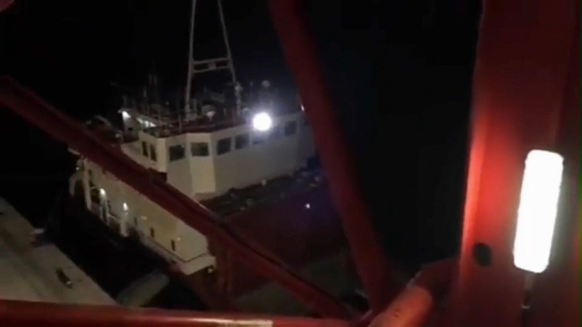 Navio com explosivos arrestado na Grécia