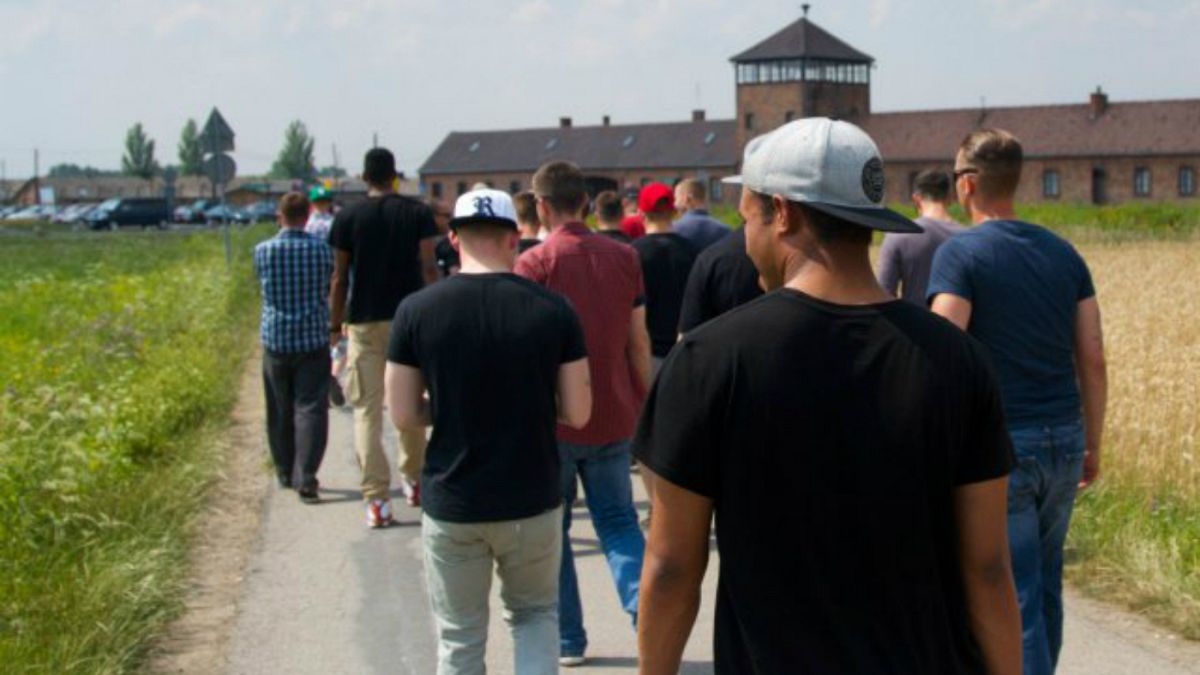 شورای یهودیان آلمان: پناهجویان مجبور به بازدید از اردوگاه های حکومت نازی شوند