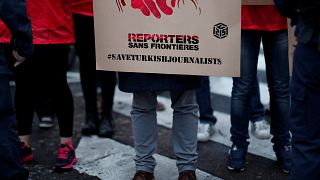 Les "voeux" de soutien aux journalistes turcs