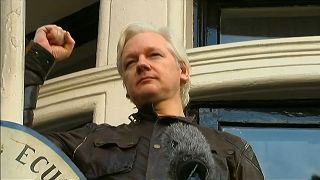Londres rejeita estatuto diplomático a Julian Assange