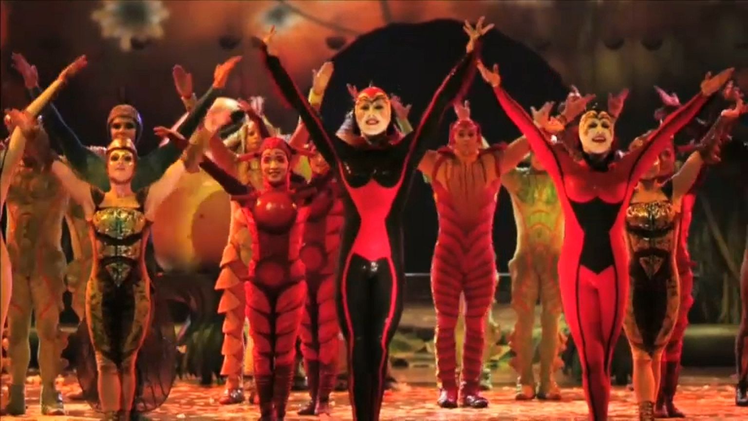 Cirque du Soleil põe "ovo" em Londres