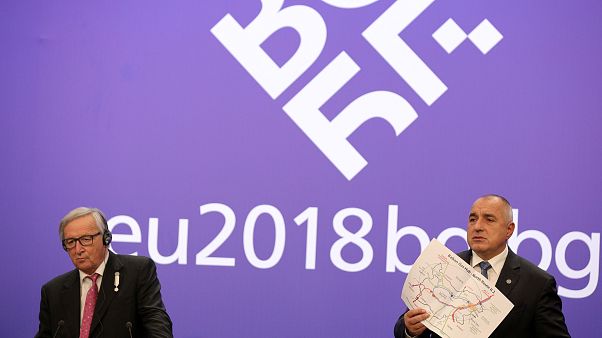 Juncker: 'Bulgaristan doğru yönde ilerliyor' Juncker: 'Bulgaristan doğru yönde ilerliyor'