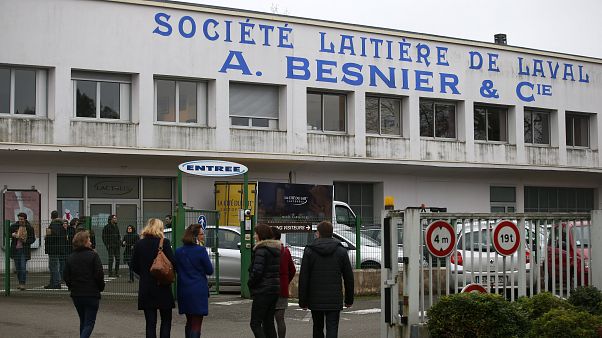 L'affaire Lactalis gagne l'Europe L'affaire Lactalis gagne l'Europe