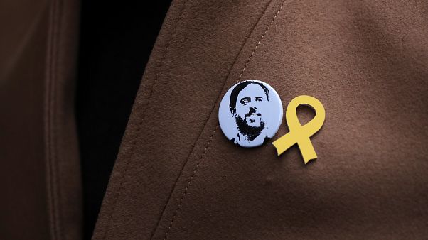 Tribunal impede deputados presos de votarem no parlamento da Catalunha Tribunal impede deputados presos de votarem no parlamento da Catalunha