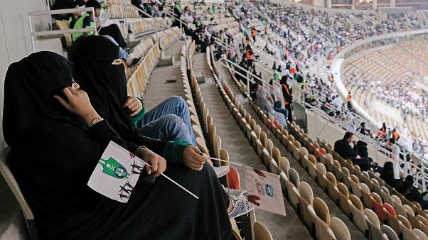 Σαουδική Αραβία: Γυναίκες στα γήπεδα Σαουδική Αραβία: Γυναίκες στα γήπεδα