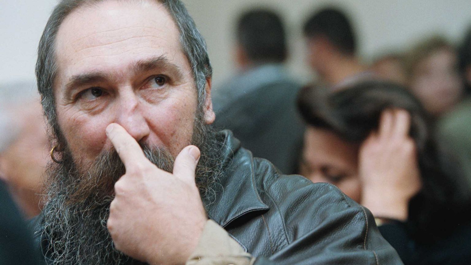 Πέθανε ο Τζίμης Πανούσης 