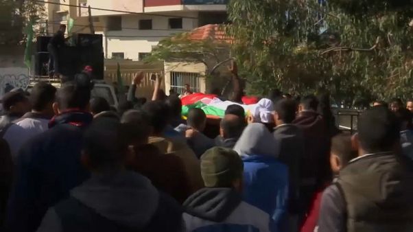 Mısır güçleri tarafından vurulan Gazzeli balıkçı defnedildi Mısır güçleri tarafından vurulan Gazzeli balıkçı defnedildi