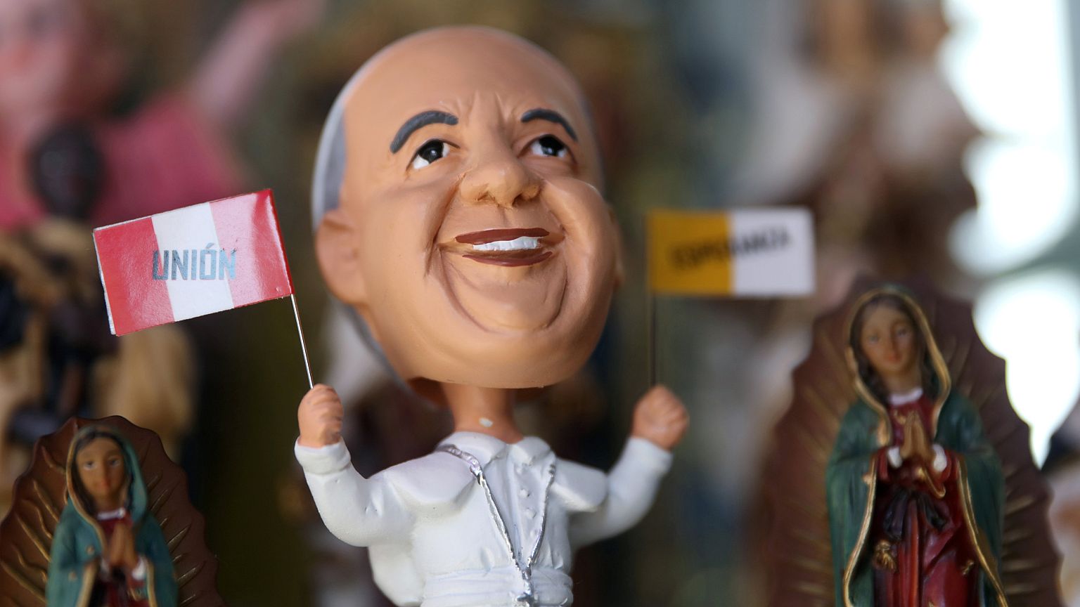 Le pape argentin François entame lundi un voyage délicat au Pérou et au Chili
