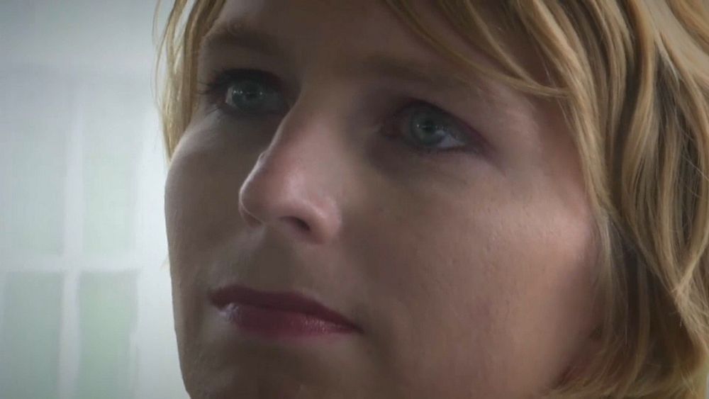Wikileaks Whistleblower Chelsea Manning Sets Sights On Us Senate Euronews 
