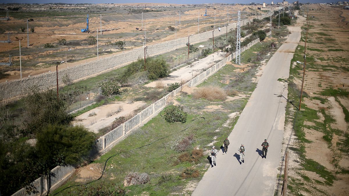 İsrail Gazze ile Mısır arasındaki tüneli bombaladı