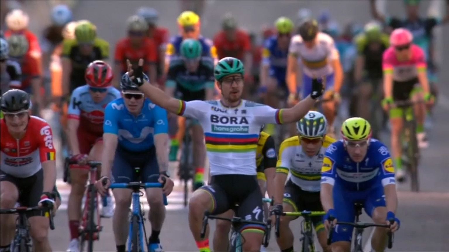 Peter Sagan gagne en Australie