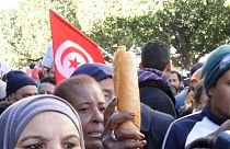 Túnez marca el séptimo aniversario de su revolución con protestas