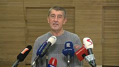 Милоша Земана призвали повернуться к Западу