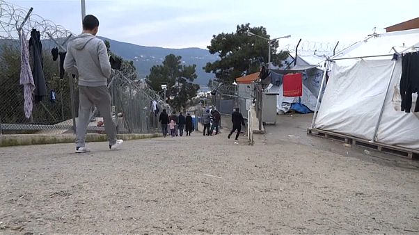 Habitantes de Samos têm sentimentos mistos pelos refugiados Habitantes de Samos têm sentimentos mistos pelos refugiados