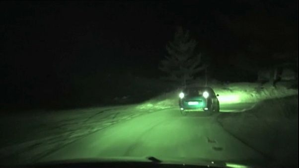 Migranti, volontari: "C'è il rischio di morti sulle Alpi" Migranti, volontari: "C'è il rischio di morti sulle Alpi"