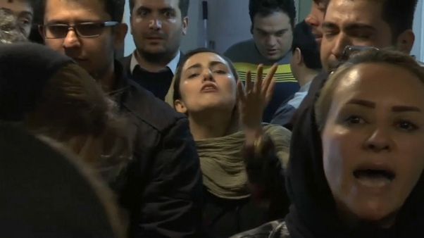 Naufrage du tanker en feu : l'Iran en deuil Naufrage du tanker en feu : l'Iran en deuil