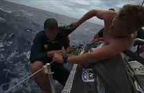 Volvo Ocean Race, paura per uomo in mare: salvo
