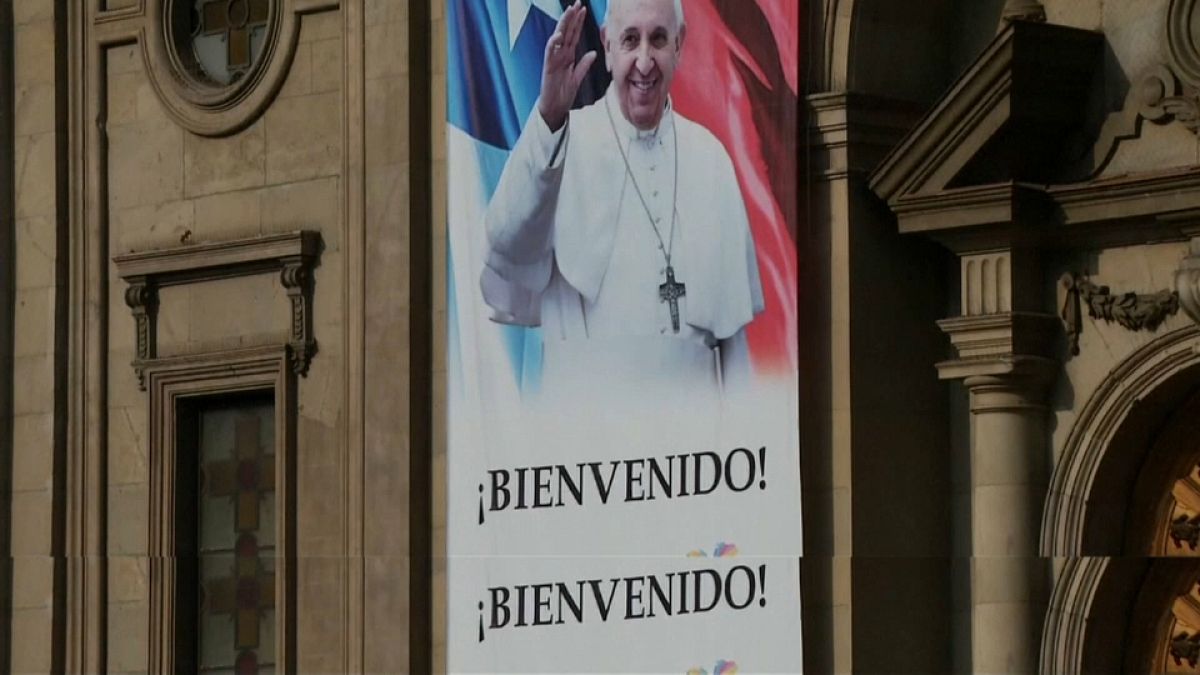 Il papa parte per Cile e Perù, massima allerta