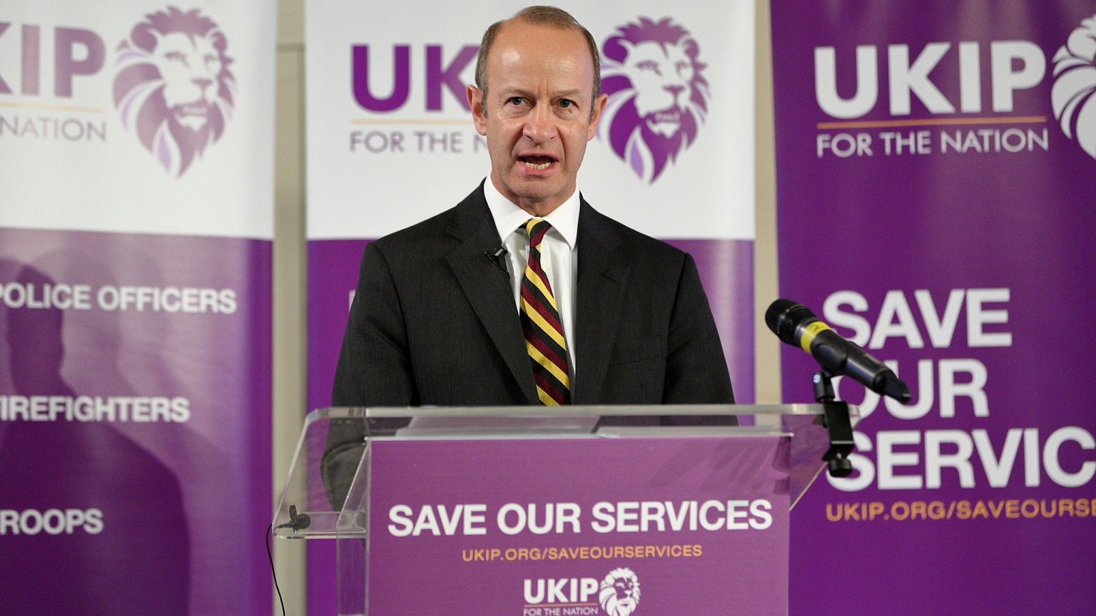 UKIP leader Henry Bolton splits with girlfriend over racist texts 