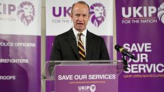 UKIP leader Henry Bolton splits with girlfriend over racist texts 