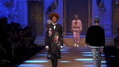 Prada, Dolce & Gabanna e Versace desfilam em Milão