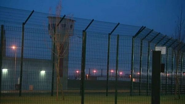 Γαλλία: Απεργούν οι εργαζόμενοι στις φυλακές Γαλλία: Απεργούν οι εργαζόμενοι στις φυλακές
