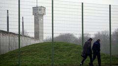 Colère des surveillants dans les prisons françaises