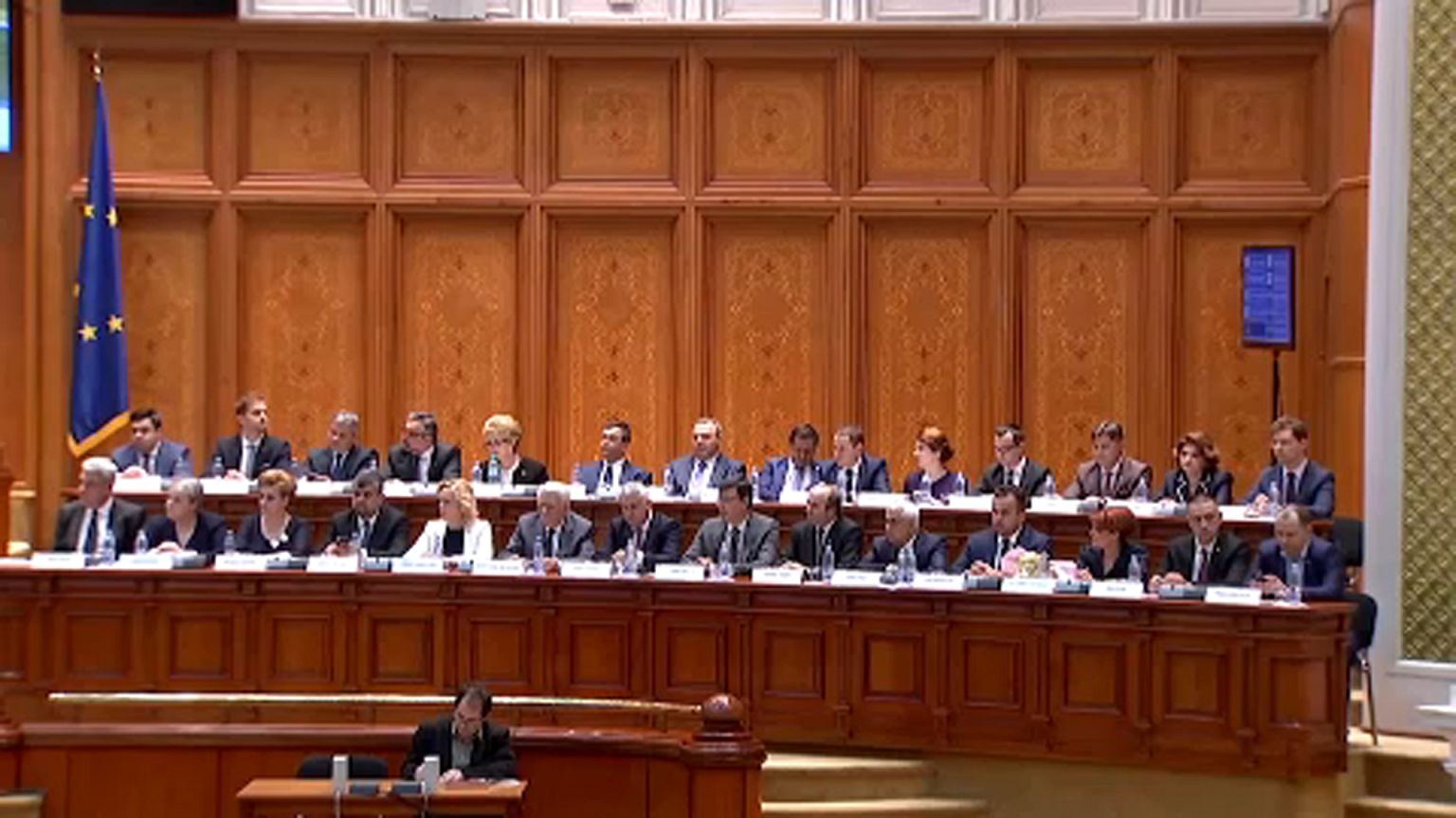 "Nem emberi akasztásról beszélt" a román miniszterelnök