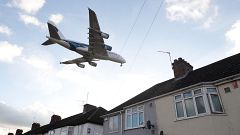 Un Airbus A380 en phase d'atterrissage.