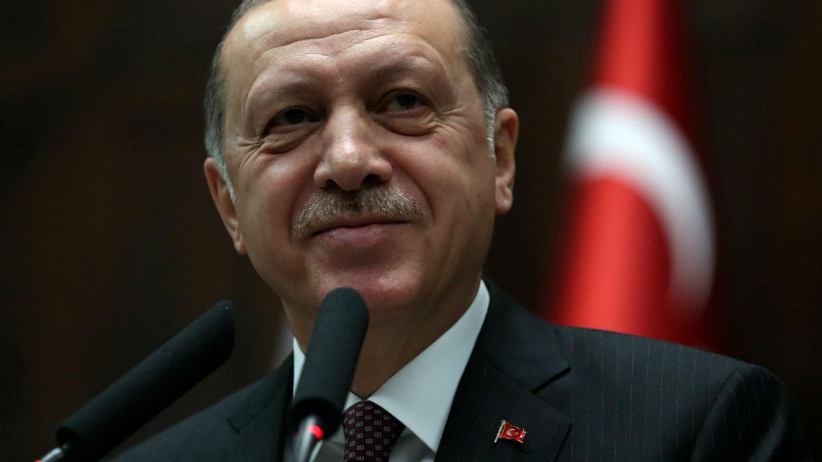 Ερντογάν: «Η Τουρκία θα συντρίψει τον τρομοκρατικό στρατό των ΗΠΑ»