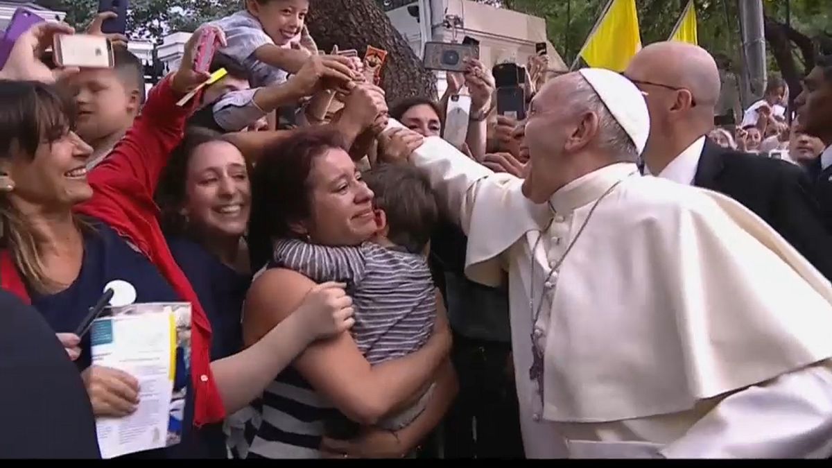 Папа римский прибыл в Сантьяго