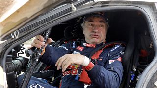 Sainz penalizado em 10 minutos na liderança do Dakar